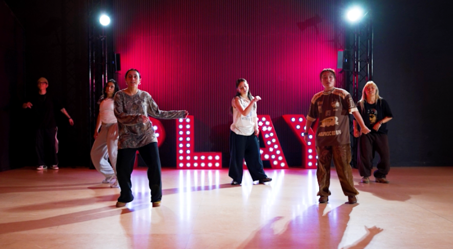 Destiny's Child - Soldier - Group 1