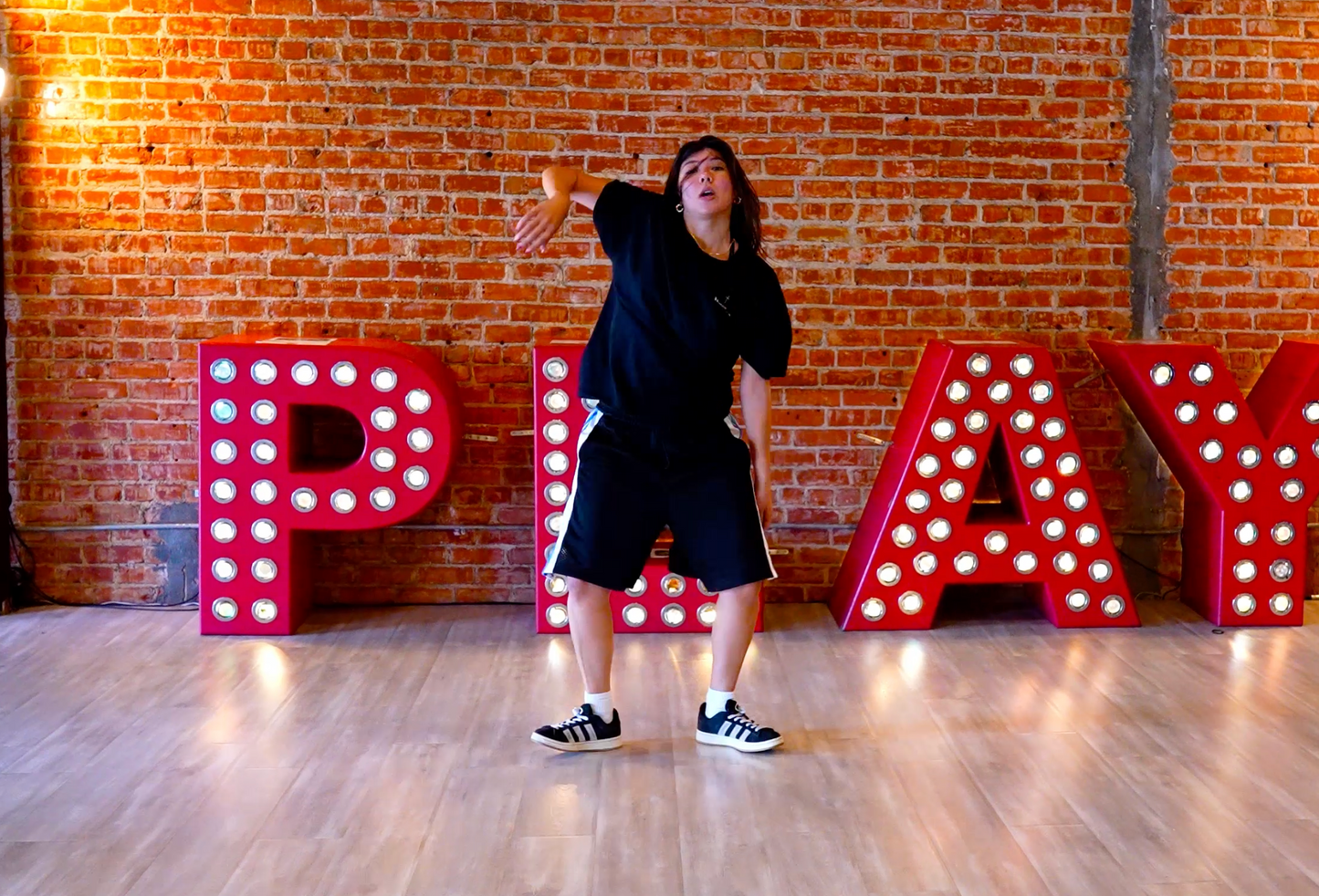 Missy Elliott - Lose Control - Group 8