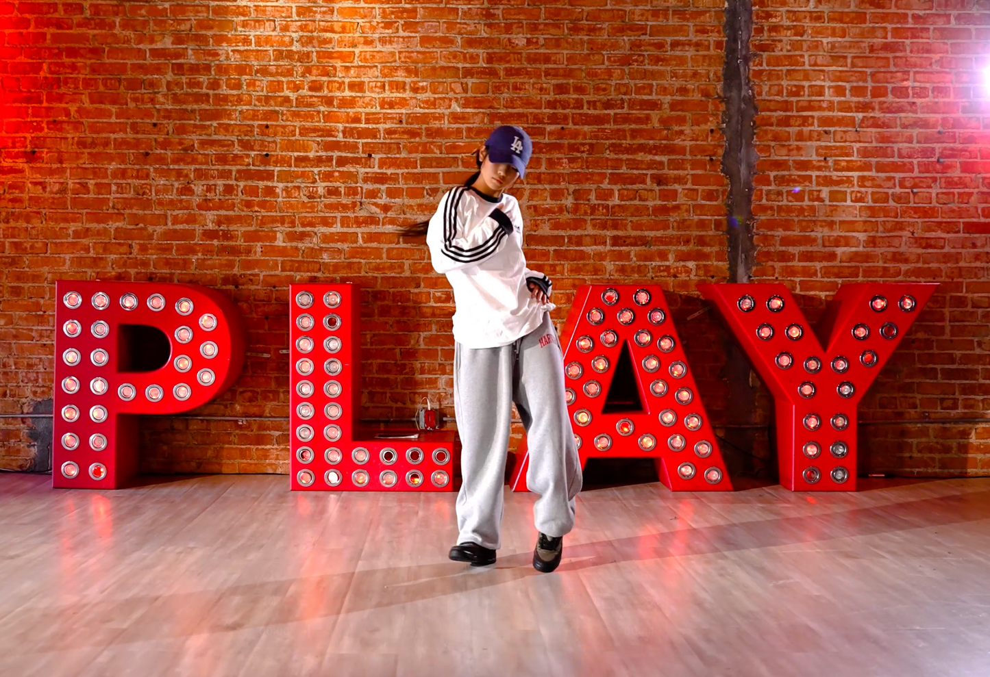 OMARION - POST TO BE - GROUP 14