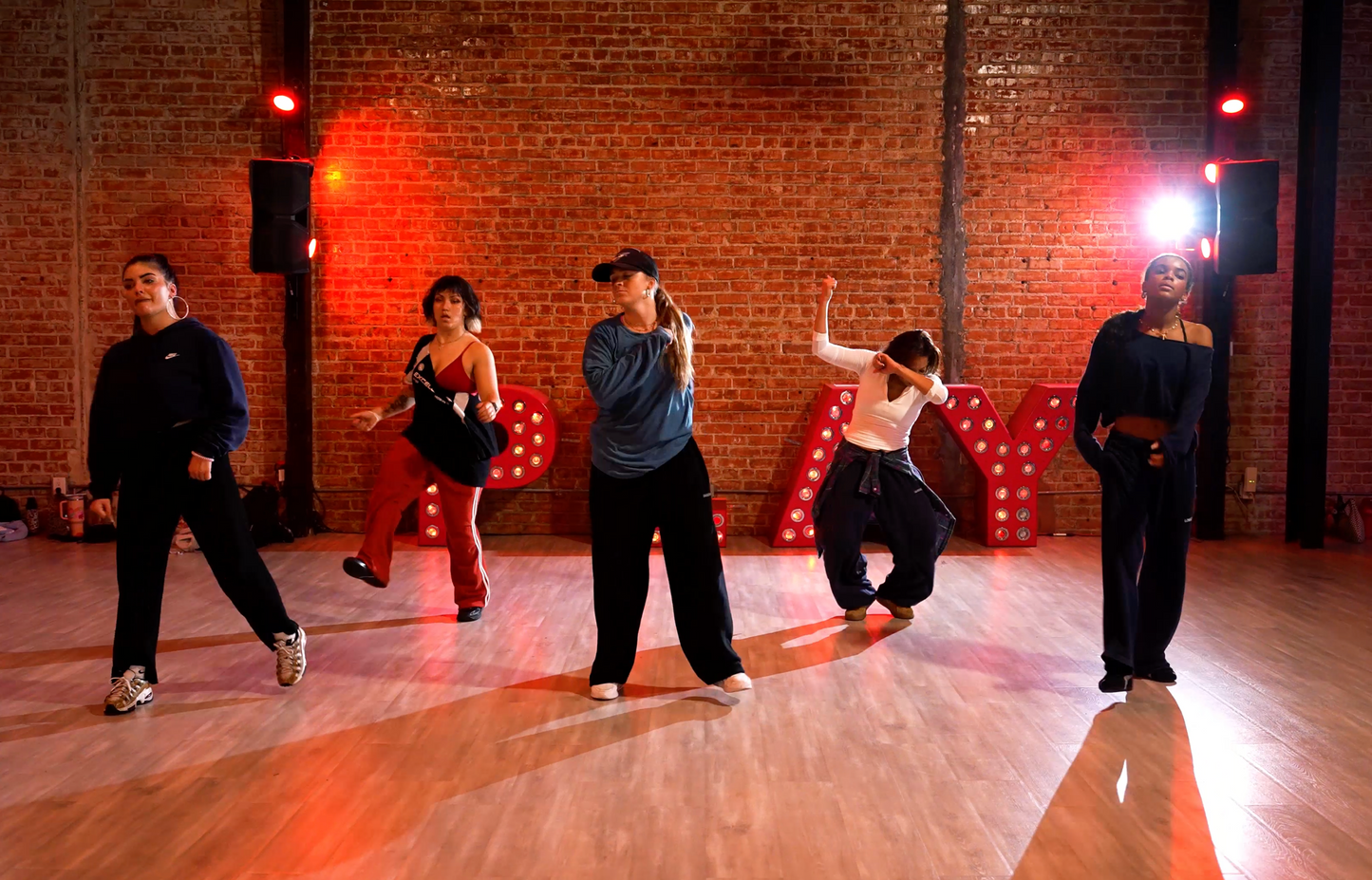 LIL JON - SNAP YO FINGERS - GROUP 4