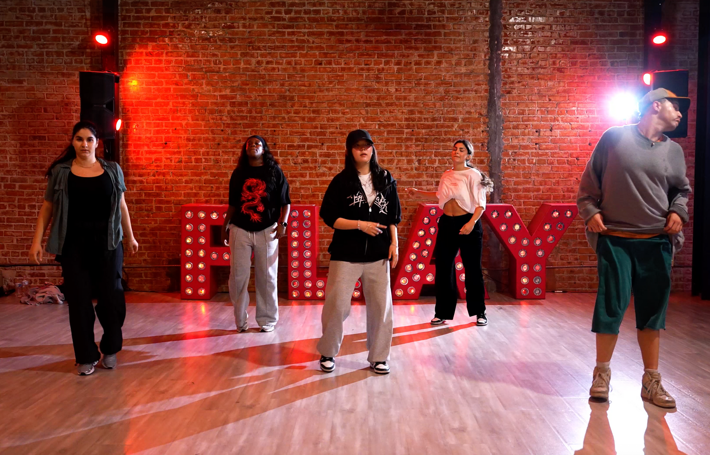 LIL JON - SNAP YO FINGERS - GROUP 5