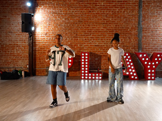 Loverance ft. 50 Cent - UP! - Group 7