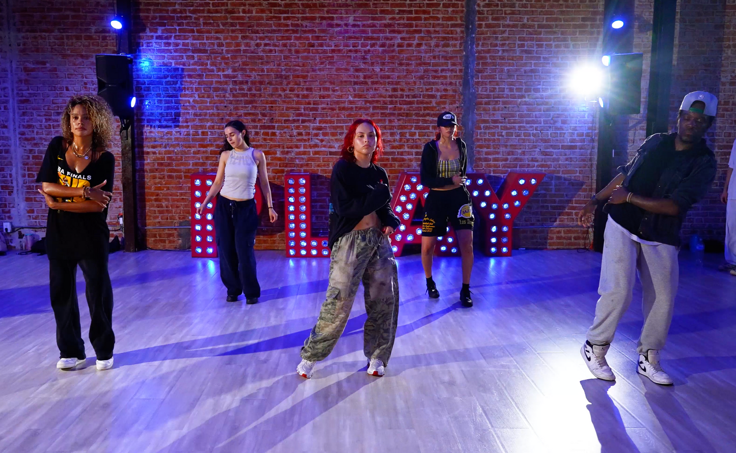 TYLA & WIZKID - DYNAMITE - GROUP 3