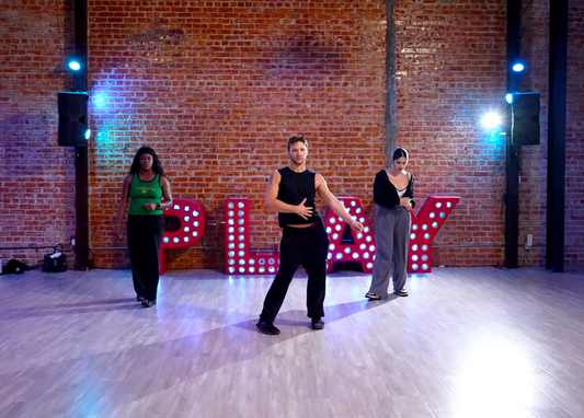 Chris Brown - Need You Right Here - Group 1