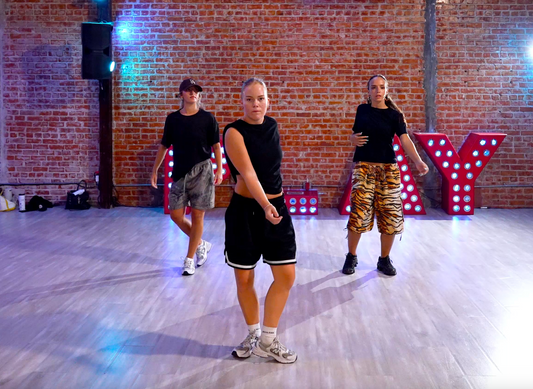 Chris Brown - Need You Right Here - Group 11