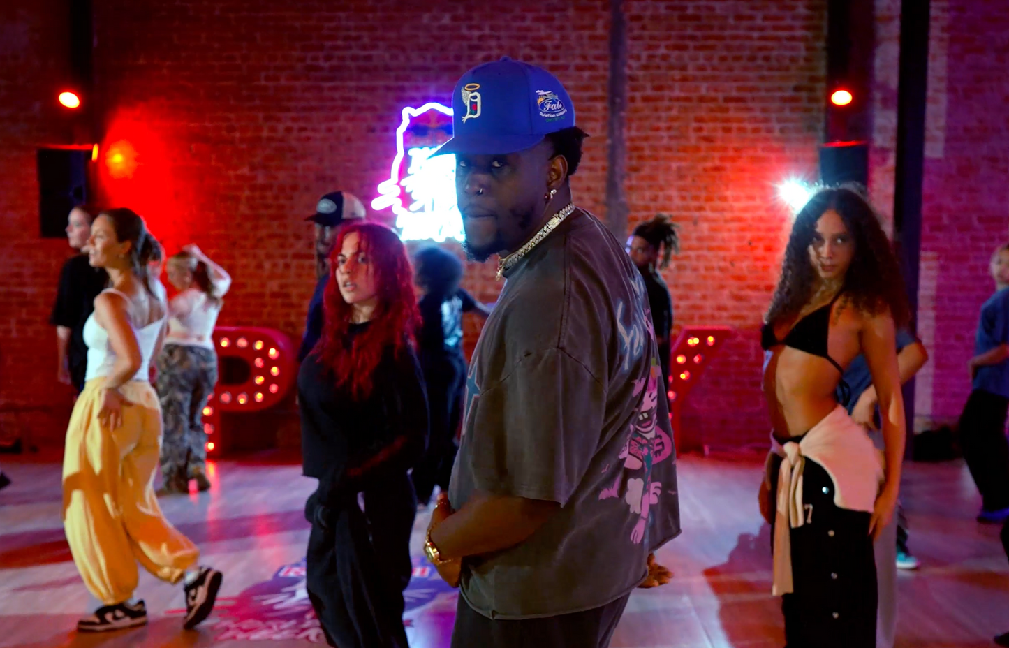 Blxst - Mood - Round 2 - Class Video