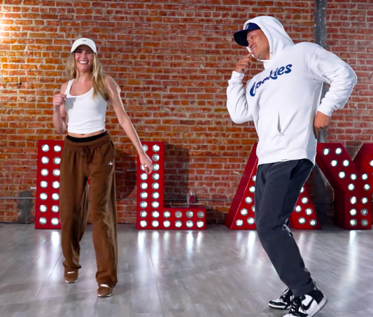 Outkast - The Way You Move - Group 7