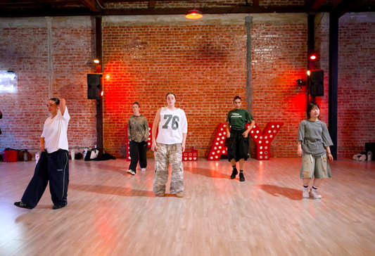 Let Me Hold You - Round 2 - Bow Wow & Omarion - Group 3